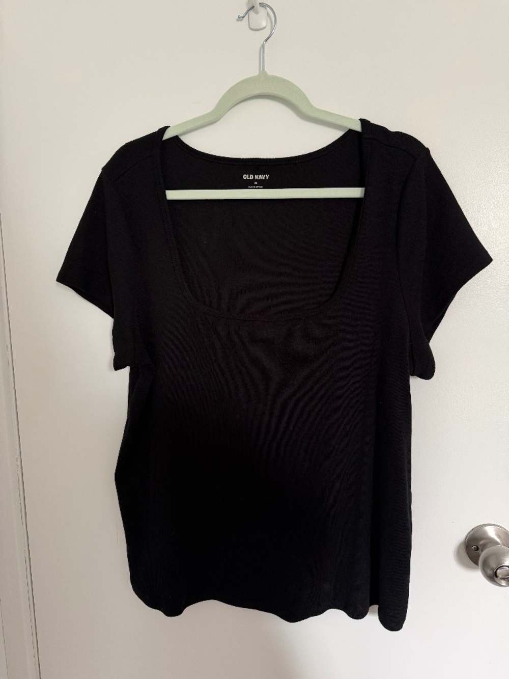 3x old navy square neck Tshirt